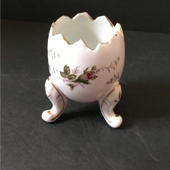 Vintage NapcoWare Japan Footed Egg Shaped Planter - Picture 1 of 5